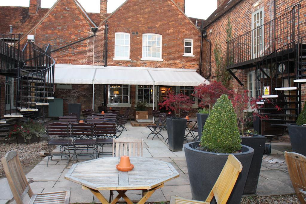 The Bear Hotel By Greene King Inns Hungerford Luaran gambar