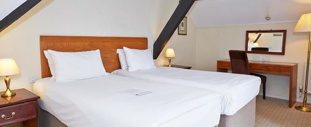 The Bear Hotel By Greene King Inns Hungerford Luaran gambar