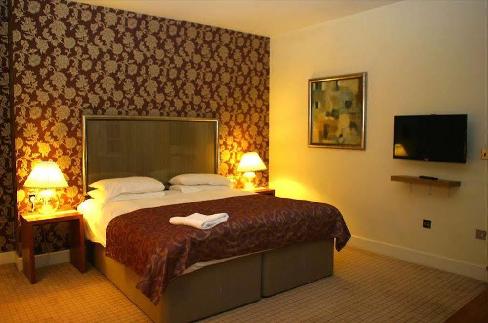 The Bear Hotel By Greene King Inns Hungerford Luaran gambar